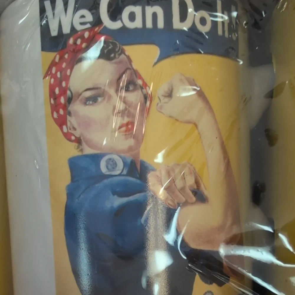 Smithsonian Rosie Riverter Vintage 'We Can Do It' 11oz Ceramic Coffee Mug NIB